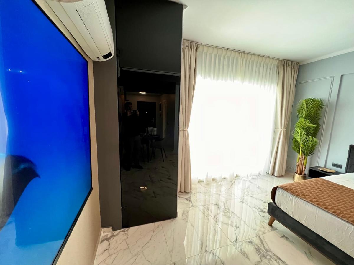 Blue Luxury Studio Mamaia Exteriör bild